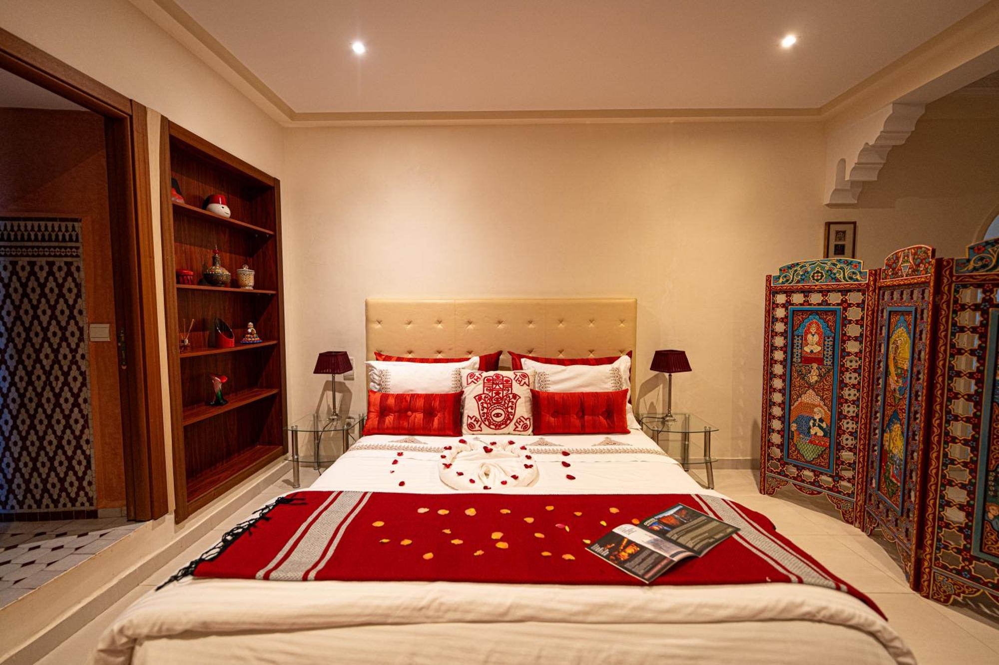Palais Les Sources De L'Atlas & Spa El Harkat Exterior photo